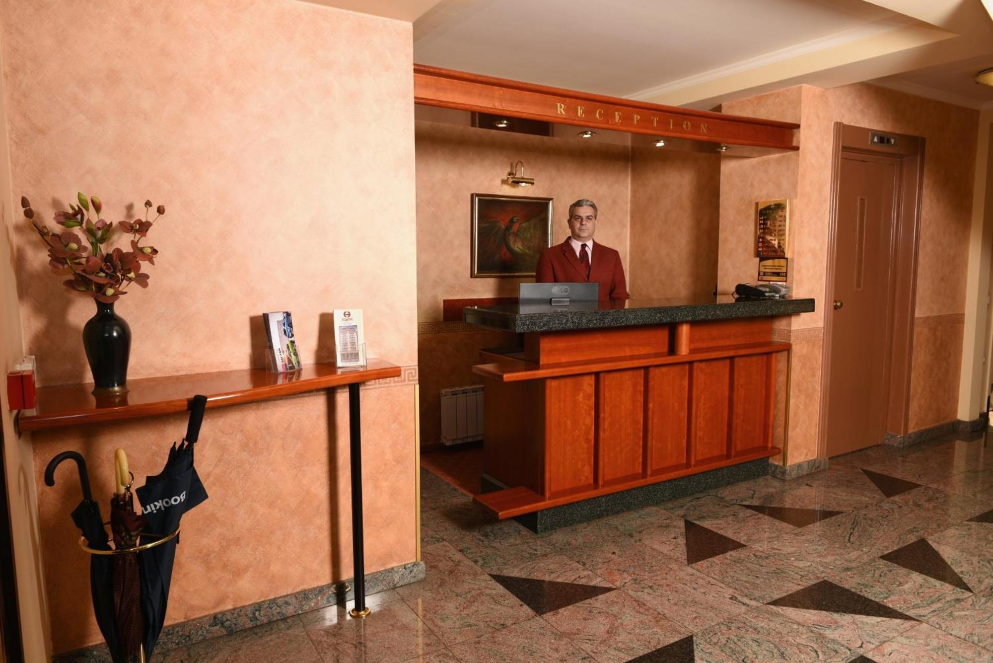 Hotel Glam สโกเปีย ภายนอก รูปภาพ